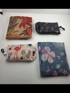 Set of 4 Foldable Reusable Shopping Bags - Floral & Tropical Prints